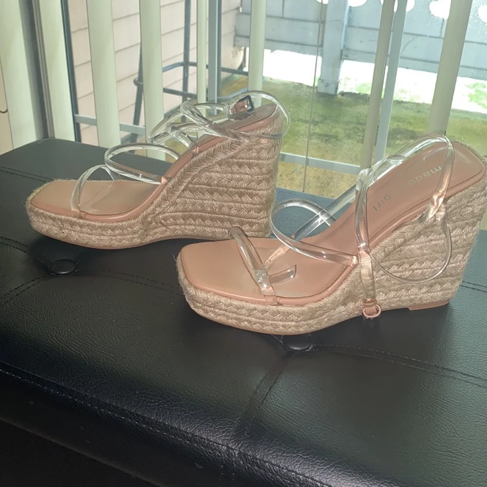 Hillarie Strappy Espadrille Wedges Sandals - Picture 4 of 7